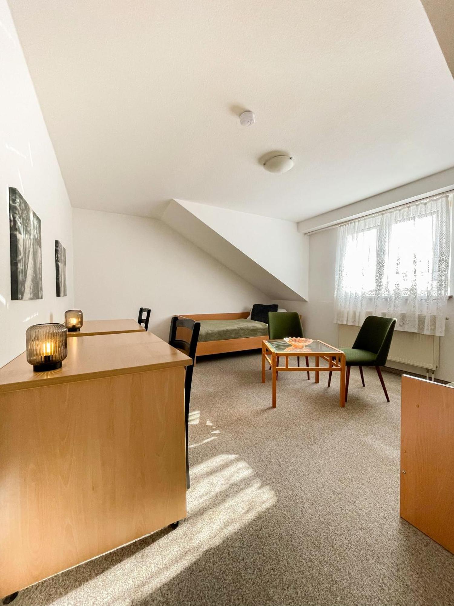 Hotel Carolaruh Bad Elster Zewnętrze zdjęcie